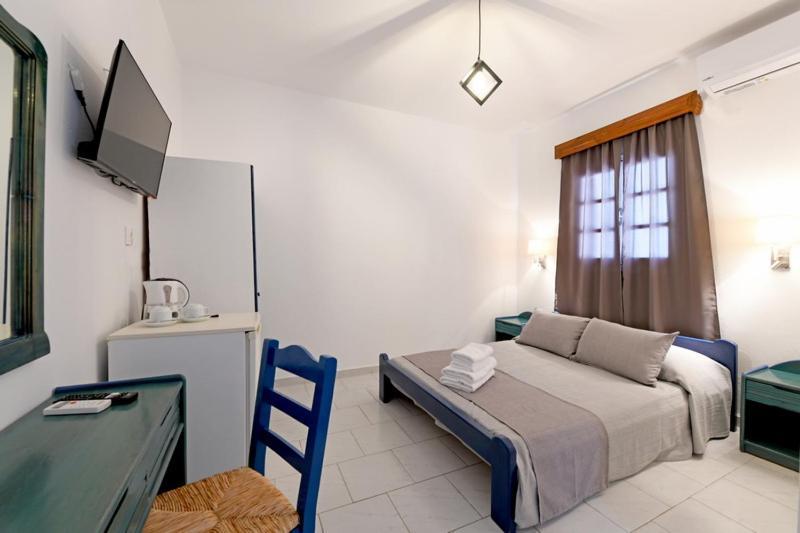 Lunar Santorini Hotel Perissa  Ngoại thất bức ảnh