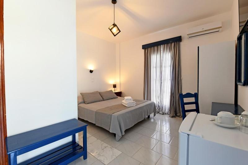 Lunar Santorini Hotel Perissa  Ngoại thất bức ảnh
