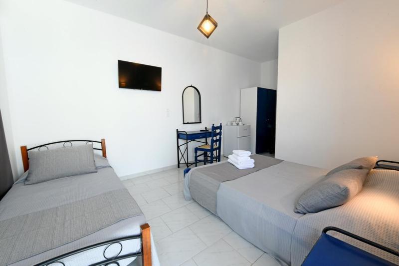 Lunar Santorini Hotel Perissa  Ngoại thất bức ảnh