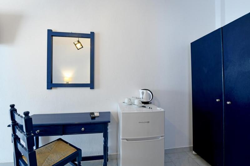 Lunar Santorini Hotel Perissa  Ngoại thất bức ảnh
