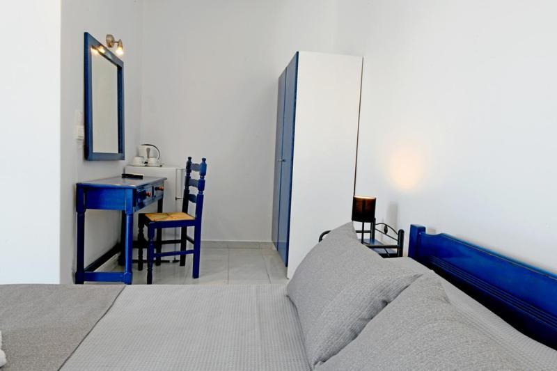 Lunar Santorini Hotel Perissa  Ngoại thất bức ảnh